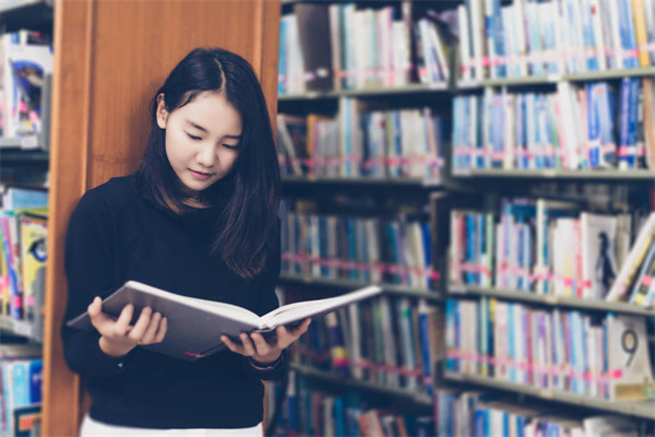 IM电竞：2024广西物资学校开设的专业一览表(图1)