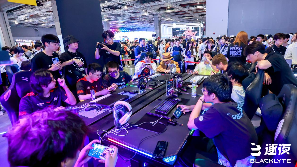 京西电竞节盛大启幕逐夜携手共绘新篇章(图3)