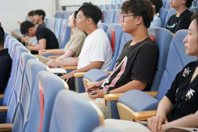 高校“电竞风云”！2024烟台高新区大学生电竞大赛正式启动(图6)