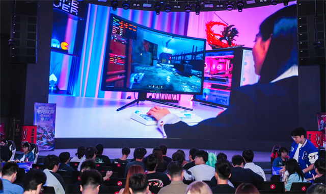 泰坦军团2024线下粉丝电竞嘉年华：英雄之战联盟荣耀精彩全记录！(图13)