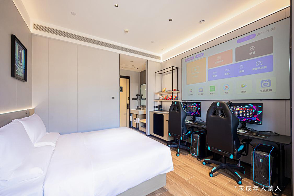 雷神电竞酒店硬核撬动百亿蓝海市场：电竞浪潮中的新航标(图3)