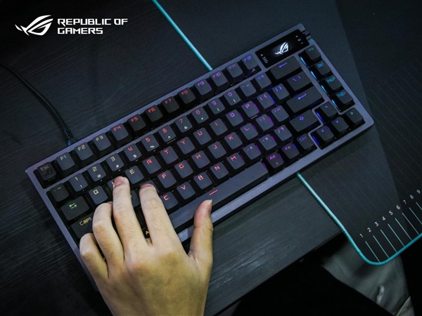 ROGDAY2024战车巡游燃动江城(图9)