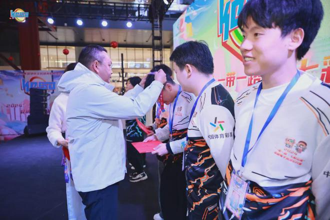 2024“一带一路·七彩云南”昆明电子竞技公开赛总决赛圆满落幕(图2)