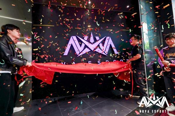 NOVA电竞俱乐部福州总部新基地盛大开业电竞之花绽放榕城(图5)