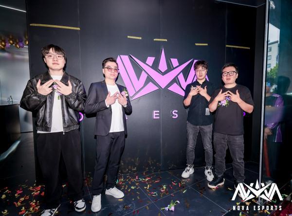 NOVA电竞俱乐部福州总部新基地盛大开业电竞之花绽放榕城(图6)