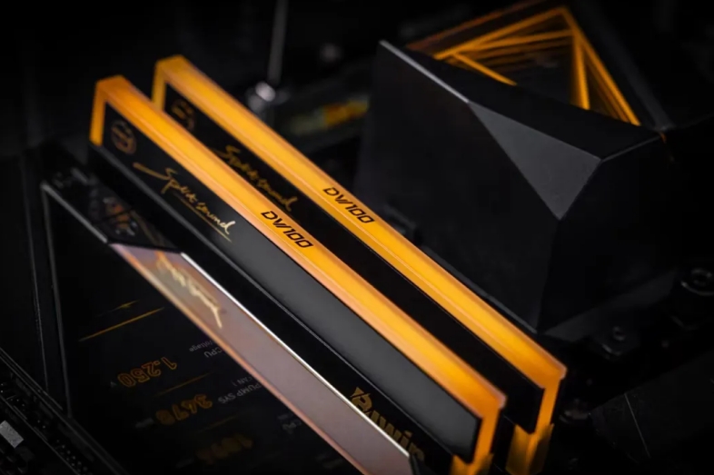 IM电竞：携手向新丨佰维存储荣获“AMD2024年生态圈优秀合作伙伴奖”(图4)