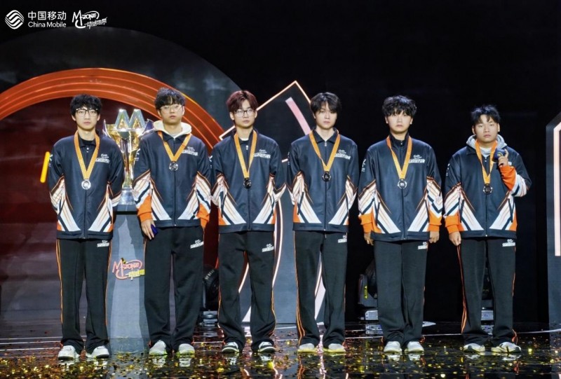 高校电竞星光闪耀！福软TLG战队在2024年动感地带5G校园先锋赛全国总决赛折桂！(图2)