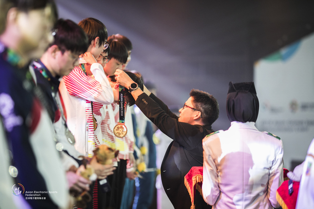 IM电竞：多路资本竞入880亿电竞市场中国等待“大卫·斯特恩”(图2)