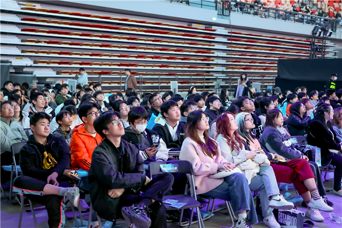 点竞上海｜百名高手汇聚申城一“竞”到底2024上海电竞大师赛开幕(图3)