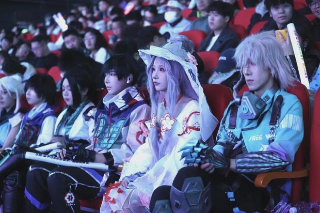 2025中国·E-TOWN电竞节超级冠军杯启幕！北京亦庄打造超元次城市文化品牌地标(图3)