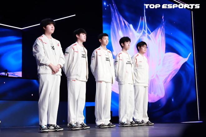 TES不敌IG官博沦陷！粉丝怒喷：中路不