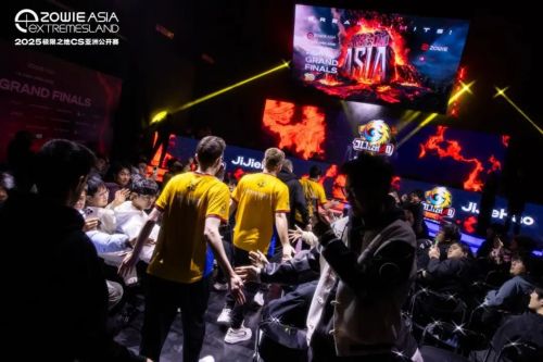 坚持十年不卖票的CS赛事成为了亚洲草根选