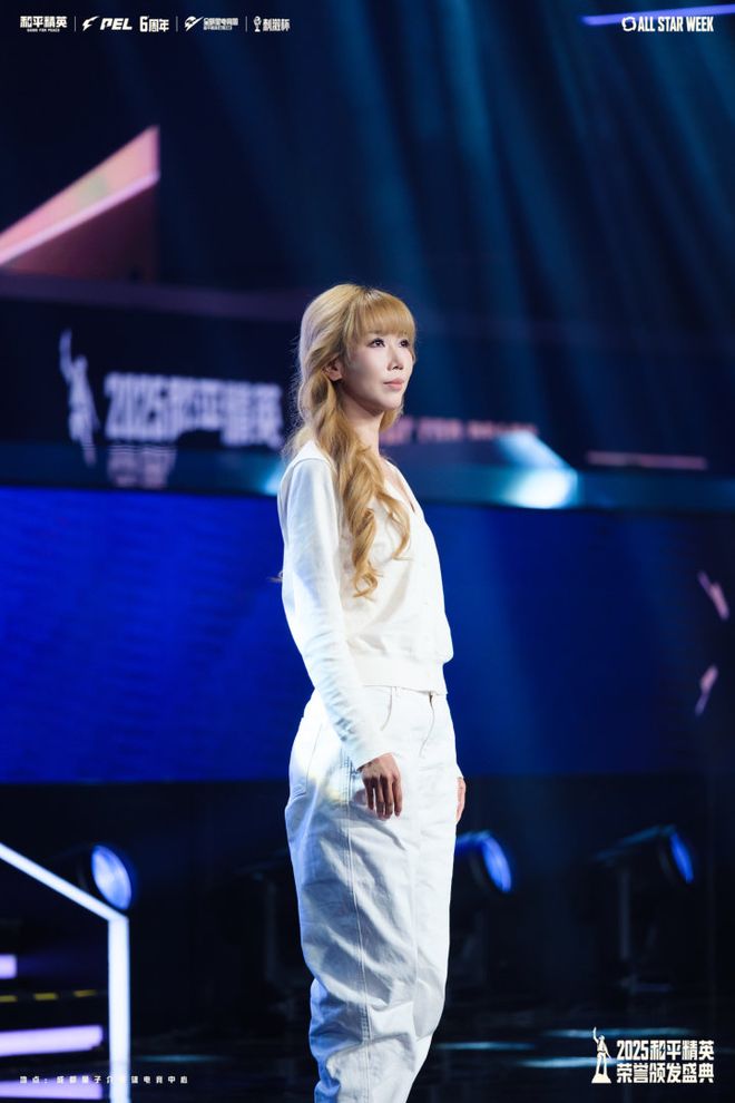 IM电竞：FPS首个千万赛事号！和平电竞的「圈粉魔法」藏不住了(图4)